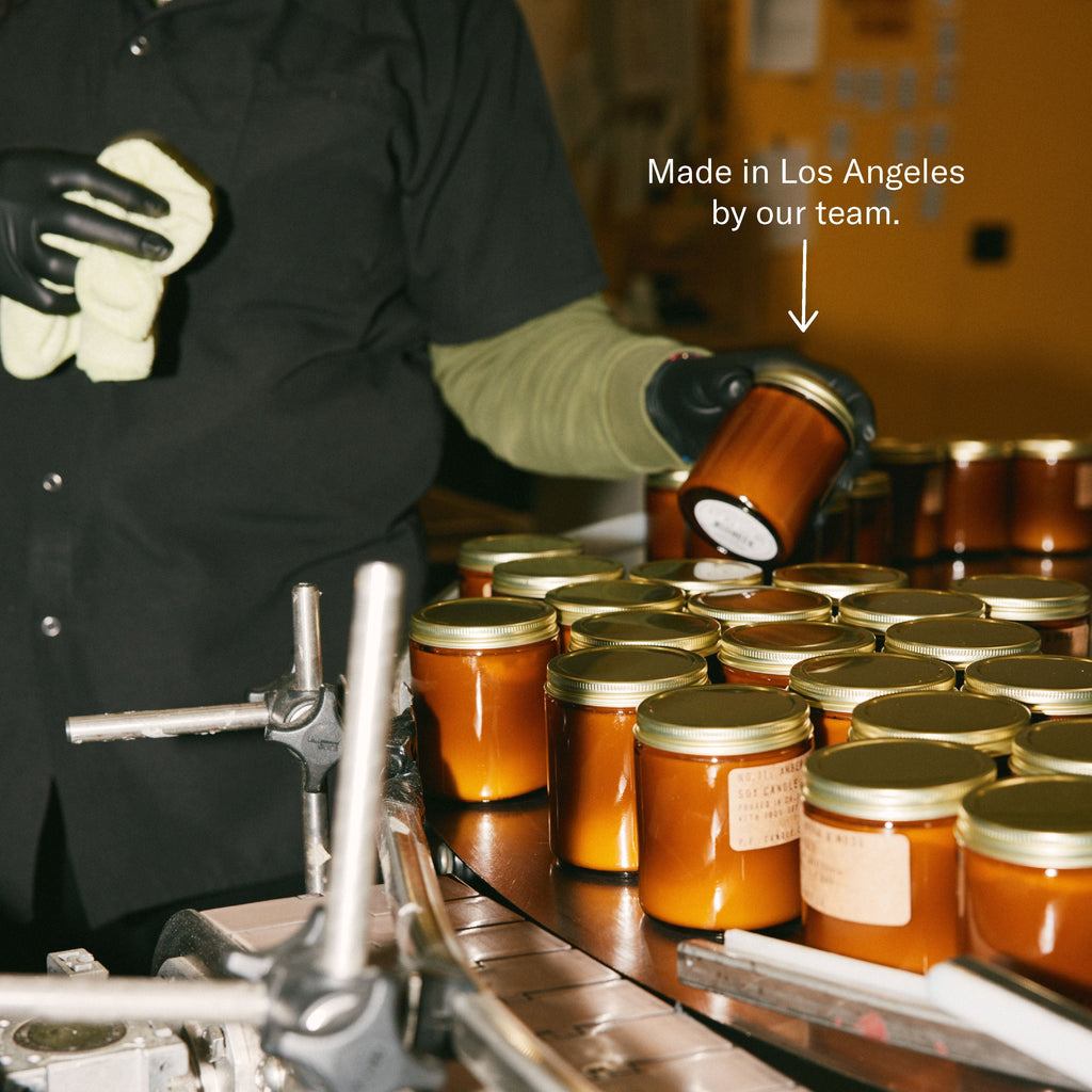 Amber & Moss – Standard Candle